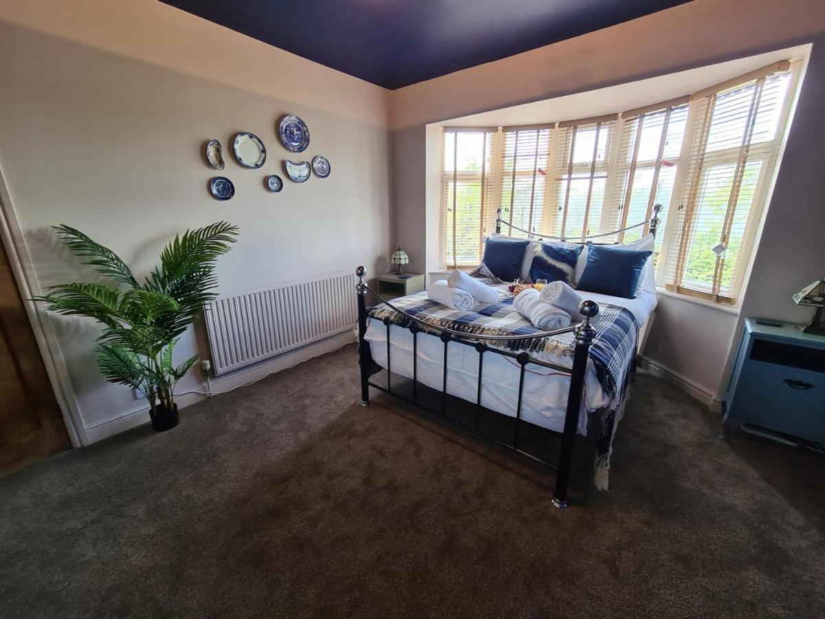 Rumer Hill House A Unique Boutique Styled Place To Stay In Cannock Close To A5 The Mcarthur Glen Outlet Great Wyrley Eksteriør bilde